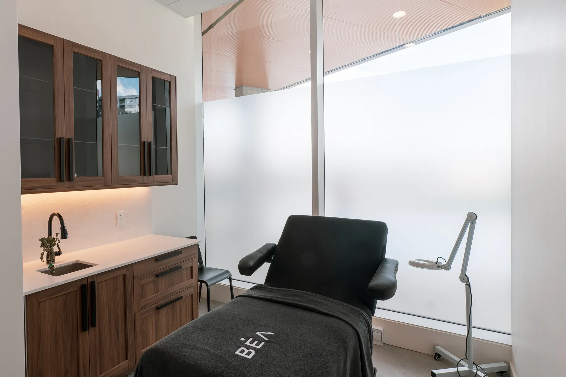 A treatment room at L'Institut Béa