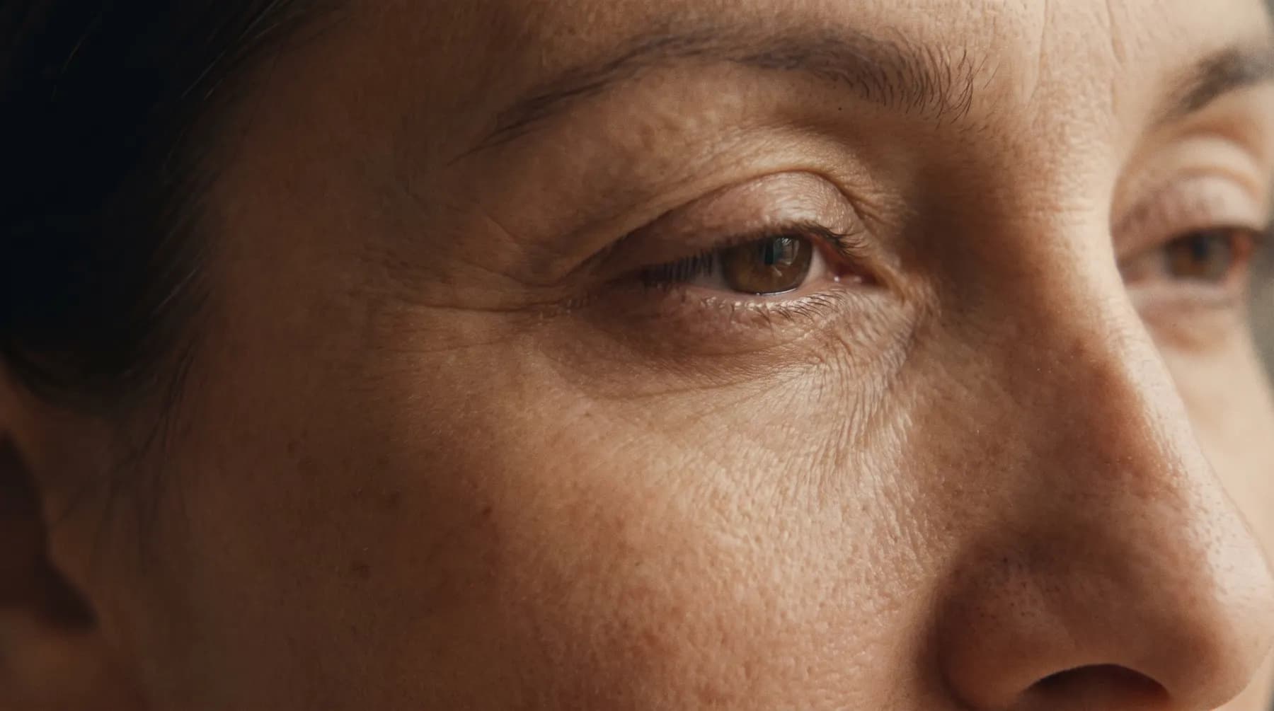 Contour de l'oeil, lumière naturelle